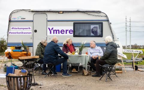 Erik Gerritsen (Ymere) kampeert om aandacht te vragen voor woningtekort 