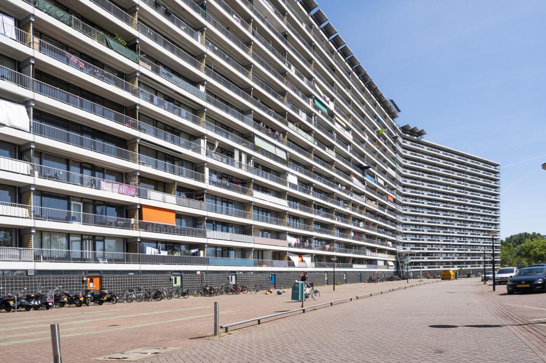 Flatgebouw in Poelenburg Zaandam WEB-versie