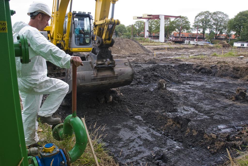 Braakliggend terrein Buiksloterham -  voorbereidingen voor nieuwbouw