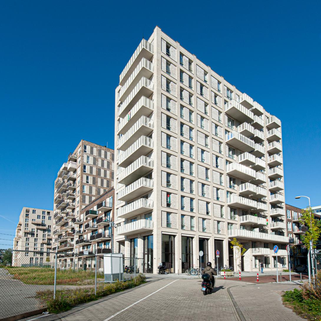 Amsterdam Nieuw-West - omgeving Osdorperplein. Foto Hans van der Vliet