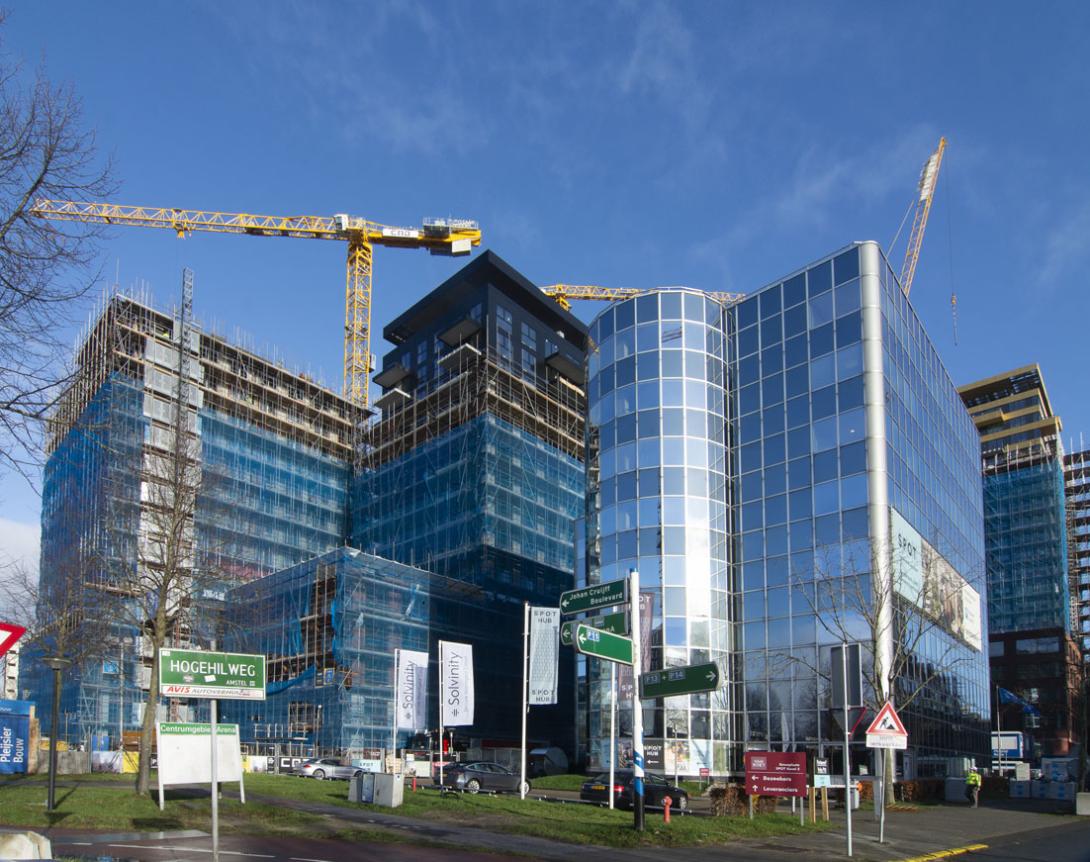 Amsterdam Zuidoost,  Hogehilweg. Foto: Hans van der Vliet