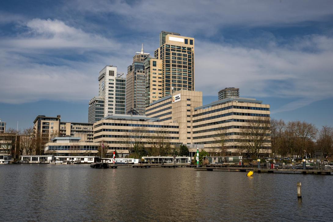 Tooropgebouw aan de Amstel